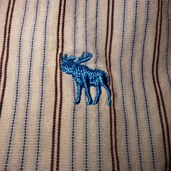 An Abercrombie men's long sleeve striped button-down shirt in a size XL. - Picture 3 of 6